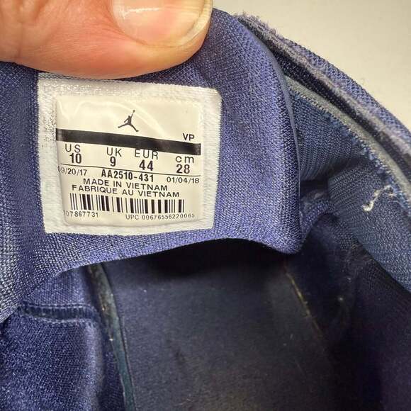 Jordan Why‎ Not Zer0.1 Blue and Gold Westbrook size 10 shoe - Picture 5 of 11